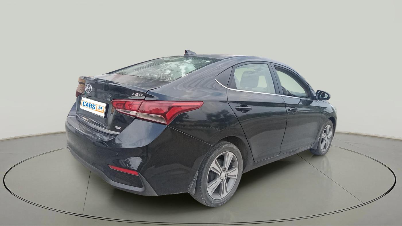 2018 Hyundai Verna 1.6 CRDI SX + AT, Diesel, Automatic, 1,28,311 km, exterior