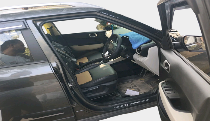 2025 Hyundai VENUE S (O) Plus 1.2 Petrol , Petrol, Manual, 4,561 km, interior