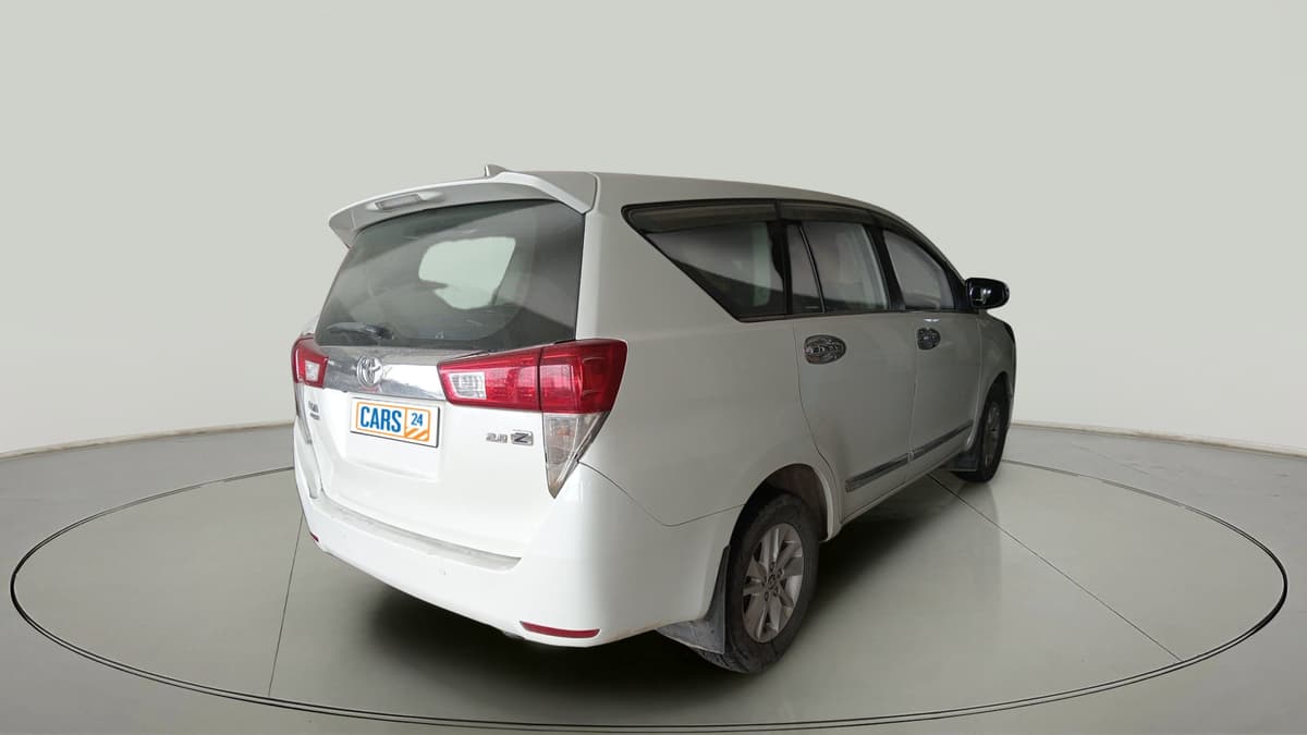 Used 2017 Toyota Innova Crysta 2.8 ZX AT 7 STR Automatic | Cars24