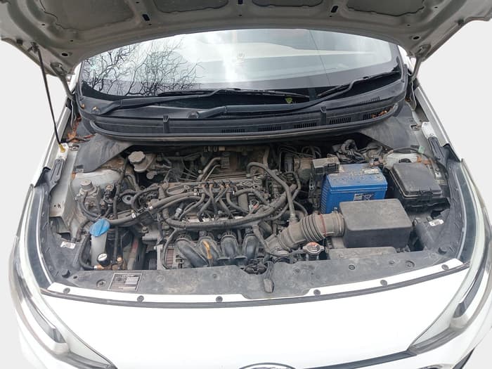 2020 Hyundai Elite i20 SPORTZ PLUS 1.2, Petrol, Manual, 83,085 km, exterior