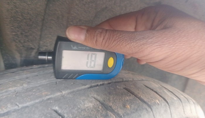 2019 Maruti Swift ZXI, Petrol, Manual, 43,319 km, tyre