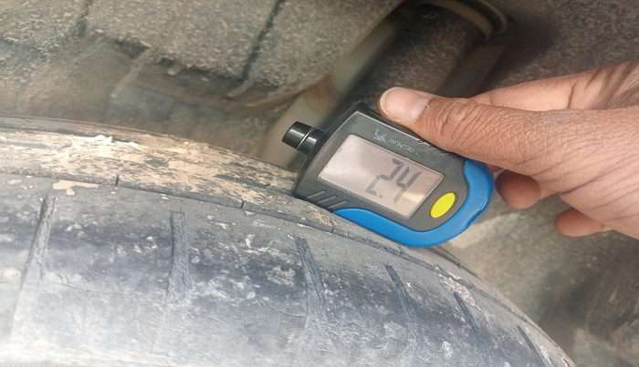 2019 Maruti Swift ZXI, Petrol, Manual, 43,319 km, tyre