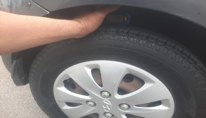 2013 Hyundai i10 SPORTZ 1.2, Petrol, Manual, 75,699 km, tyre