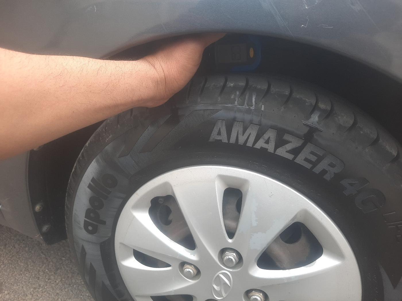 2013 Hyundai i10 SPORTZ 1.2, Petrol, Manual, 75,699 km, tyre