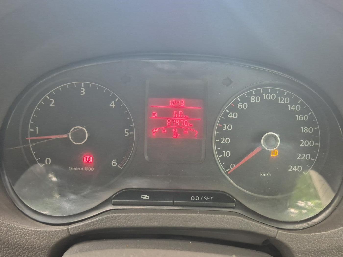 2013 Volkswagen Vento HIGHLINE DIESEL 1.6, Diesel, Manual, 87,470 km, interior