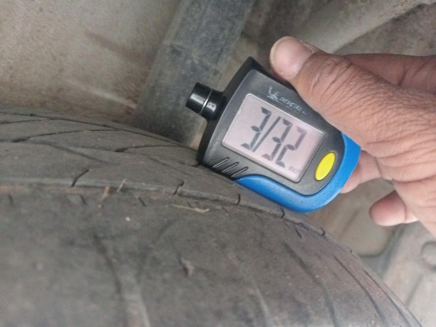 2018 Maruti Celerio ZXI, Petrol, Manual, 30,059 km, tyre