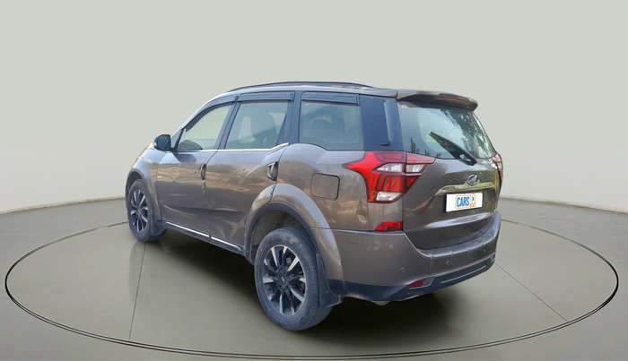 2019 Mahindra XUV500 W11 AT, Diesel, Automatic, 1,18,983 km, exterior