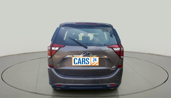 2019 Mahindra XUV500 W11 AT, Diesel, Automatic, 1,18,983 km, exterior