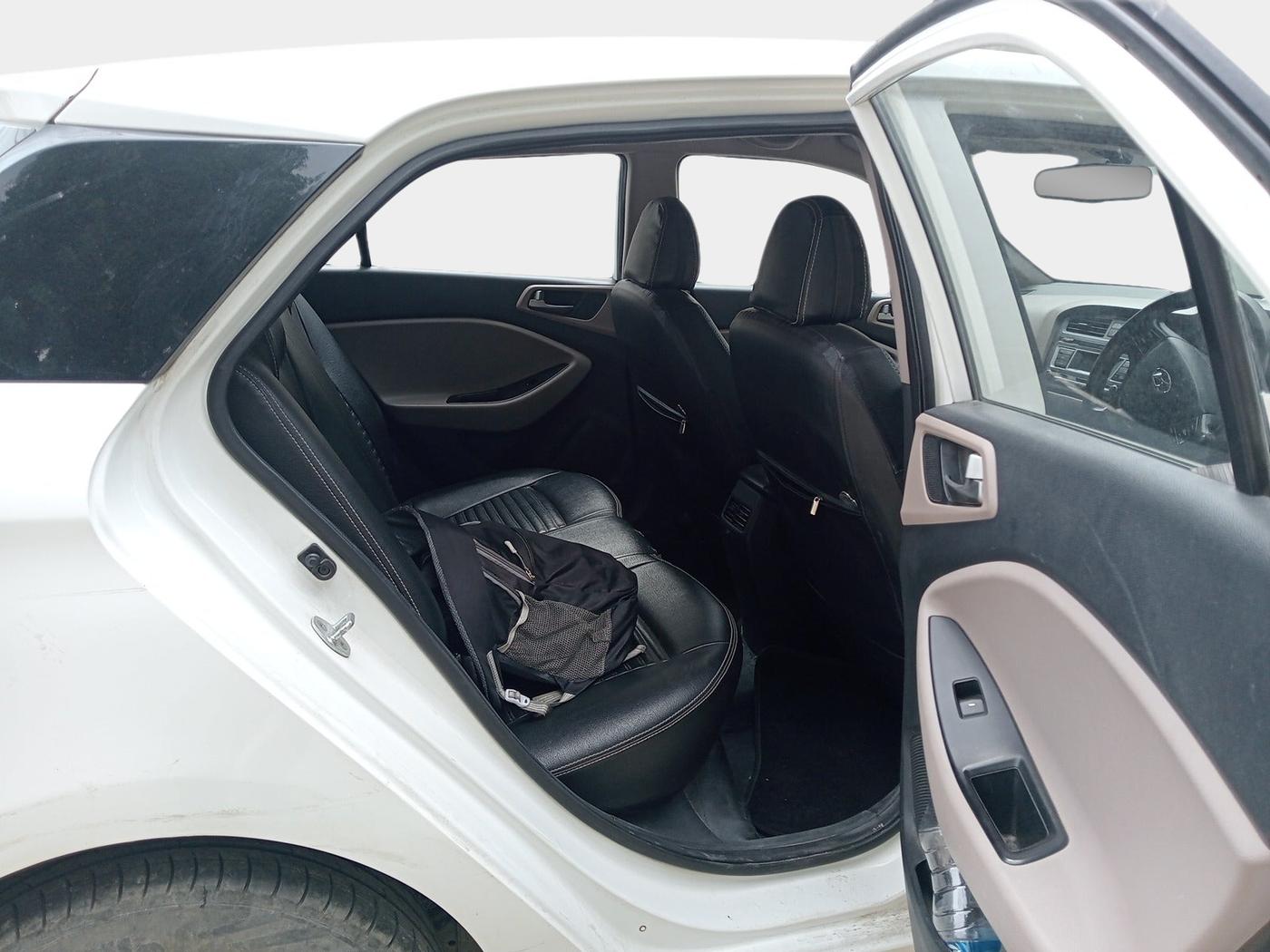 2016 Hyundai Elite i20 SPORTZ 1.2, Petrol, Manual, 71,302 km, interior