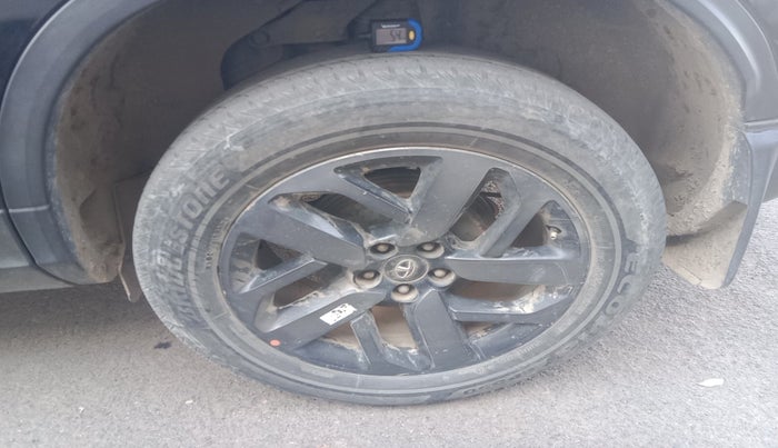 2022 Tata Harrier XZA PLUS 2.0L DARK EDITION, Diesel, Automatic, 59,088 km, tyre