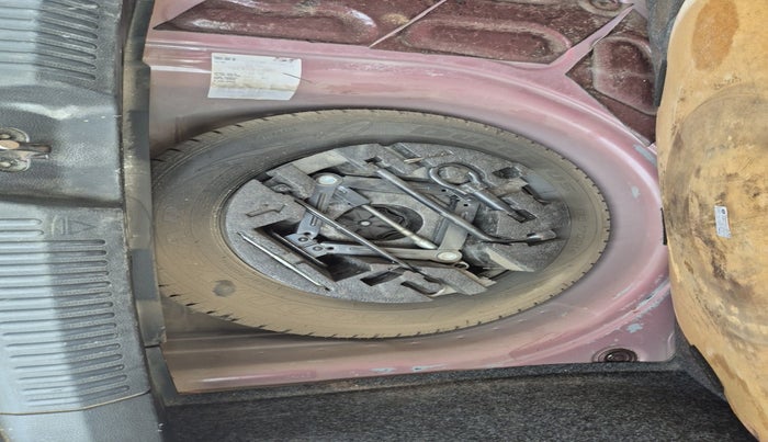 2020 Volkswagen Polo COMFORTLINE PLUS 1.0L MPI, Petrol, Manual, 75,552 km, tyre