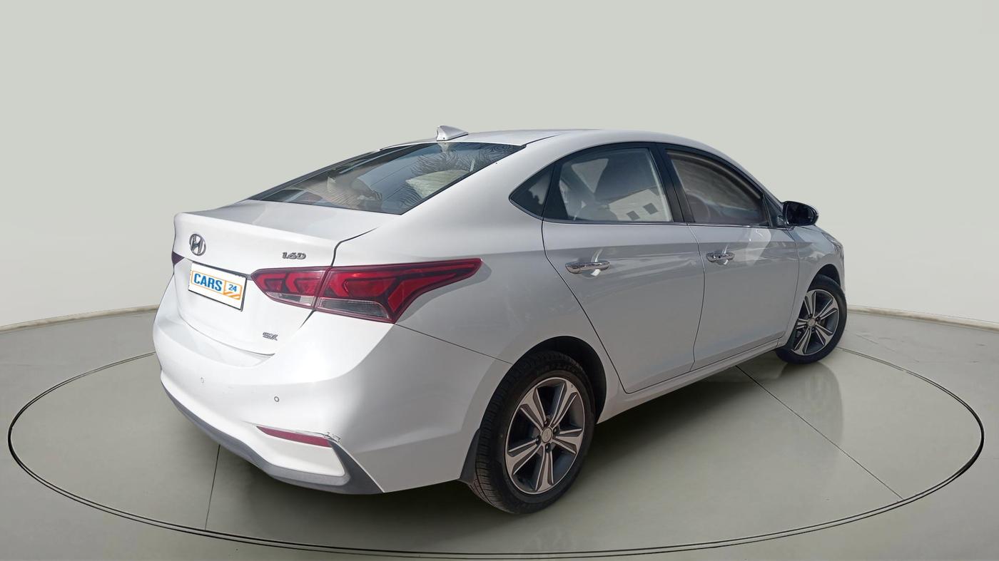 2017 Hyundai Verna 1.6 SX (O) CRDI MT, Diesel, Manual, 1,71,578 km, exterior