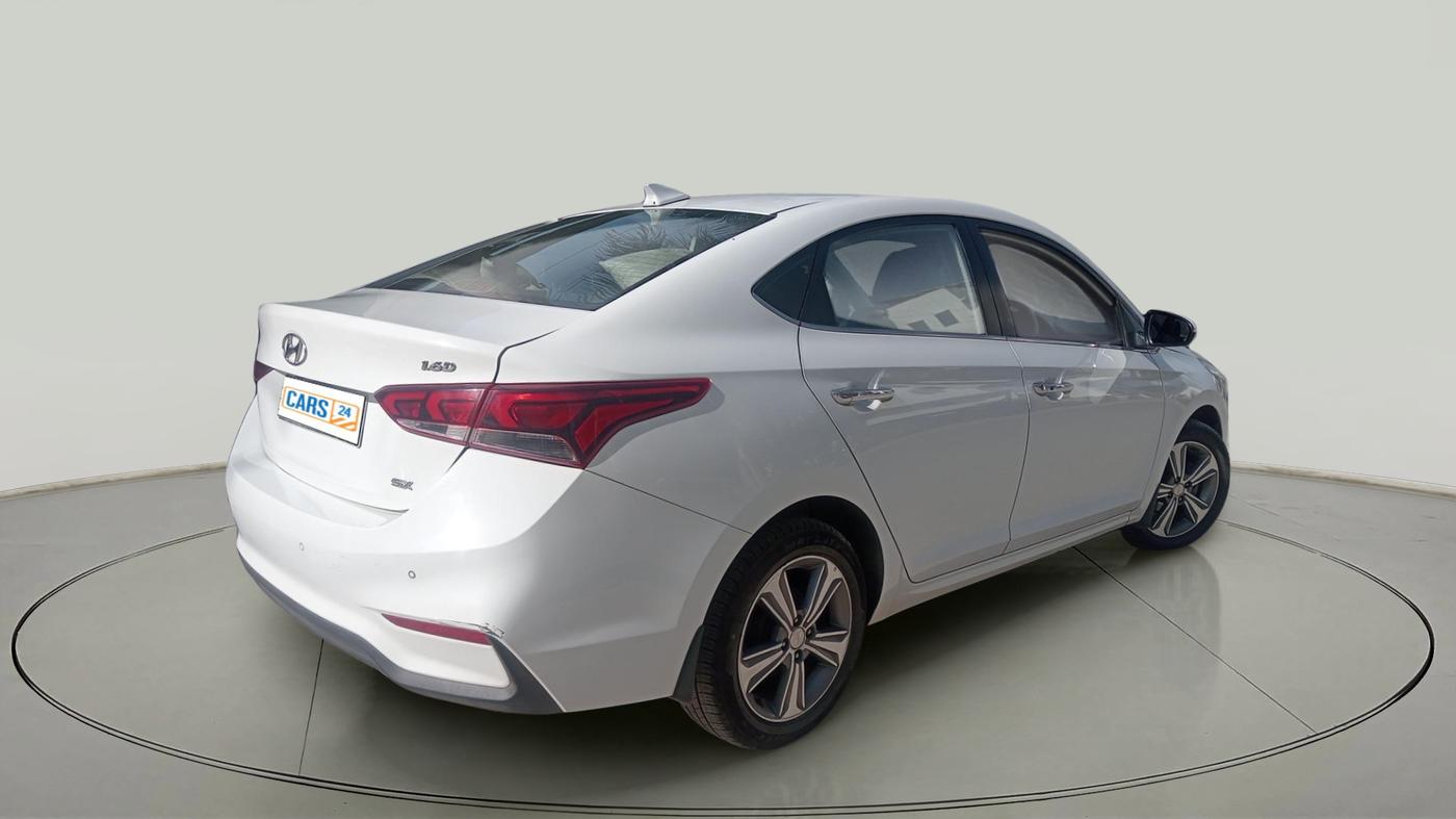 2017 Hyundai Verna 1.6 SX (O) CRDI MT, Diesel, Manual, 1,71,578 km, exterior