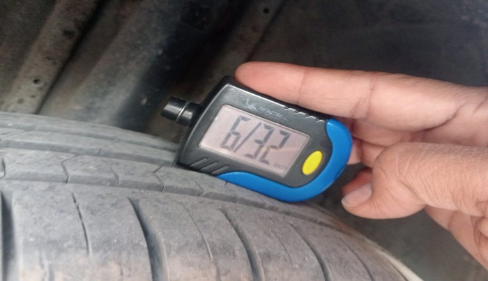 2018 Hyundai Elite i20 MAGNA EXECUTIVE 1.2, Petrol, Manual, 86,667 km, tyre