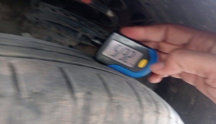 2018 Hyundai Elite i20 MAGNA EXECUTIVE 1.2, Petrol, Manual, 86,667 km, tyre