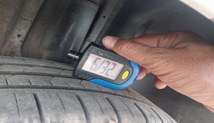 2018 Hyundai Elite i20 MAGNA EXECUTIVE 1.2, Petrol, Manual, 86,667 km, tyre