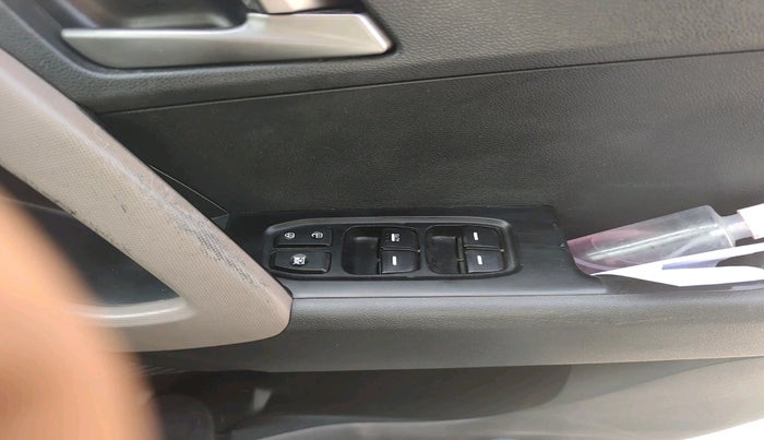 2017 Hyundai Creta SX 1.6 DIESEL, Diesel, Manual, 94,701 km, interior