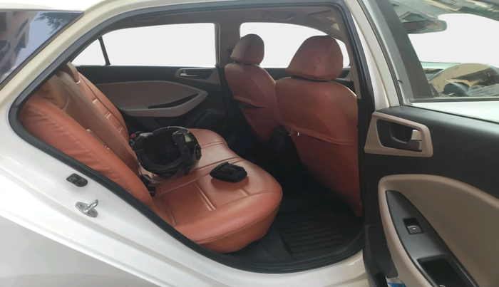 2016 Hyundai Elite i20 SPORTZ 1.4 CRDI, Diesel, Manual, 42,178 km, interior