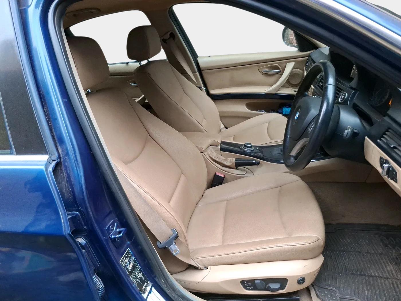 2012 BMW 3 Series 320d, Diesel, Automatic, 68,875 km, interior