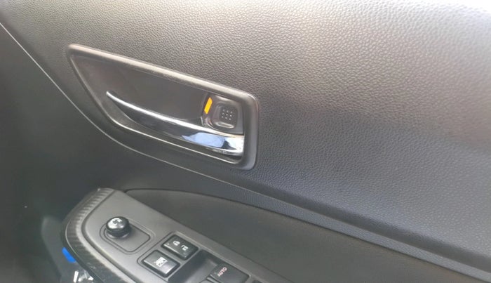 2019 Maruti Swift VXI AMT, Petrol, Automatic, 34,282 km, interior