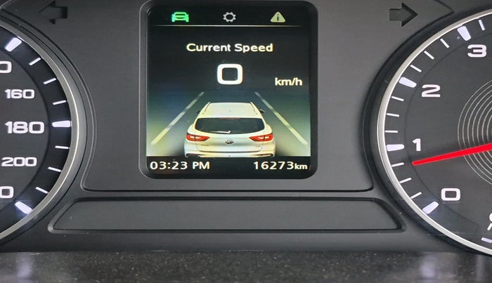 2022 MG ASTOR SUPER 1.5 MT, Petrol, Manual, 16,273 km, interior