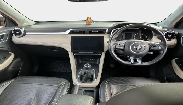 2022 MG ASTOR SUPER 1.5 MT, Petrol, Manual, 16,273 km, interior