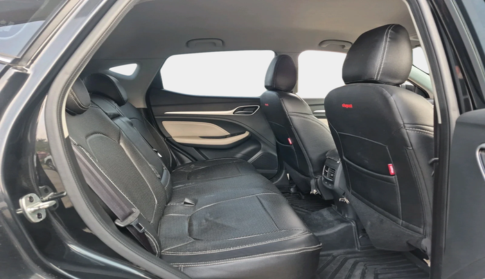 2022 MG ASTOR SUPER 1.5 MT, Petrol, Manual, 16,273 km, interior