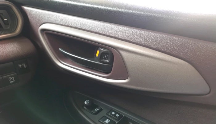 2023 Maruti FRONX DELTA PLUS 1.2L AGS, Petrol, Automatic, 16,312 km, interior