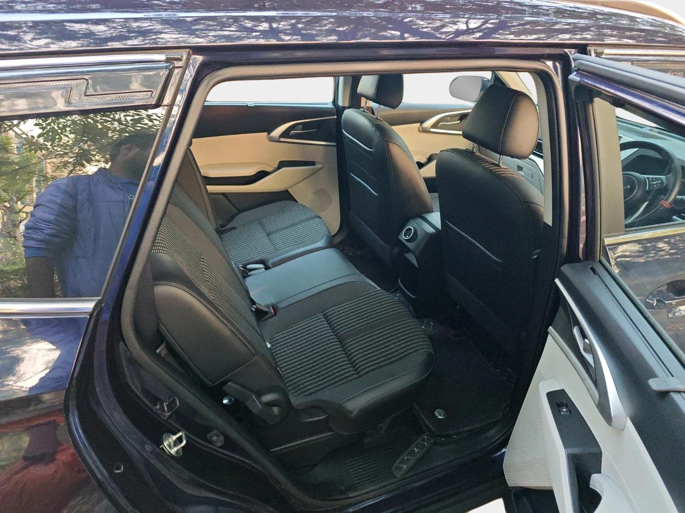 2022 KIA CARENS PRESTIGE PLUS 1.4 PETROL DCT 7 STR, Petrol, Automatic, 1,062 km, interior