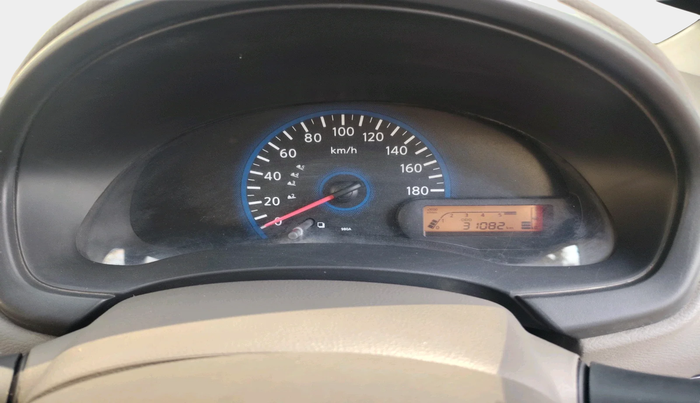 2014 Datsun Go T, Petrol, Manual, 31,082 km, interior