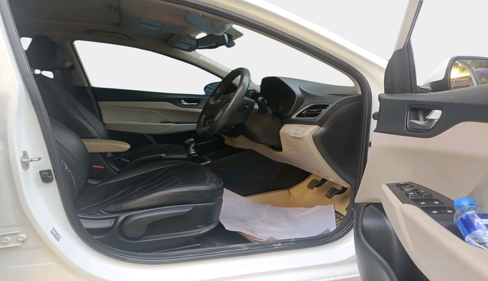 2020 Hyundai Verna SX 1.5 VTVT, Petrol, Manual, 22,914 km, interior