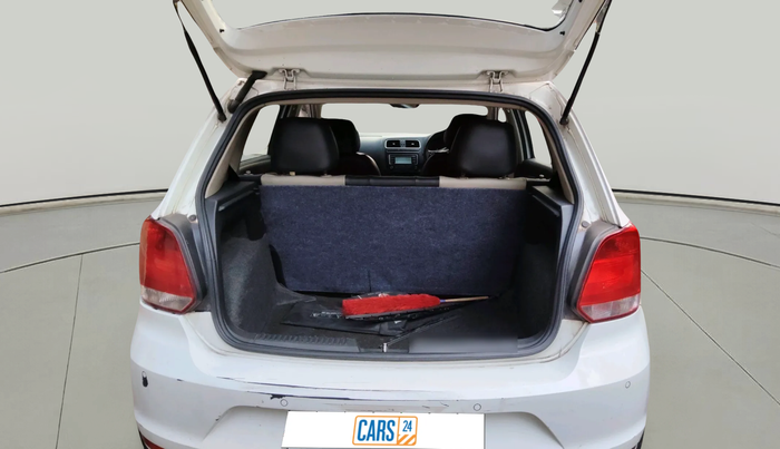 2013 Volkswagen Polo HIGHLINE1.2L, Petrol, Manual, 28,803 km, exterior