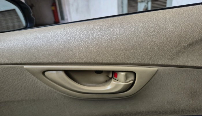 2015 Honda Amaze 1.2L I-VTEC S, Petrol, Manual, 74,796 km, interior