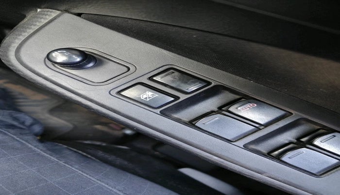 2018 Maruti Swift VXI, Petrol, Manual, 29,577 km, interior