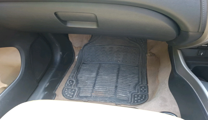 2017 Honda City 1.5L I-VTEC VX CVT, Petrol, Automatic, 30,191 km, interior