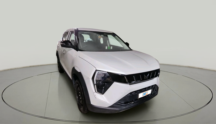 2024 Mahindra XUV 3XO MX1 1.2 L TCMPFi, Petrol, Manual, 2,536 km, exterior