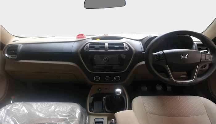 2024 Mahindra BOLERO NEO N10 R, Diesel, Manual, 23,167 km, interior