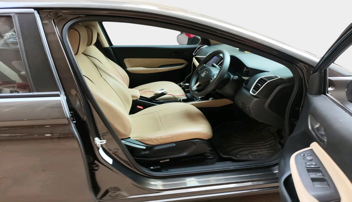 2022 Honda City 1.5L I-VTEC V MT 5TH GEN, Petrol, Manual, 24,954 km, interior