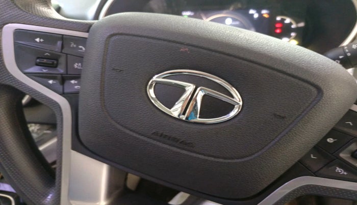 2023 Tata Safari XZ PLUS, Diesel, Manual, 18,692 km, interior