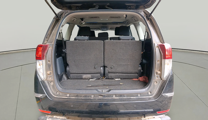 2024 Toyota Innova Crysta 2.4 VX 8STR, Diesel, Manual, 24,095 km, exterior