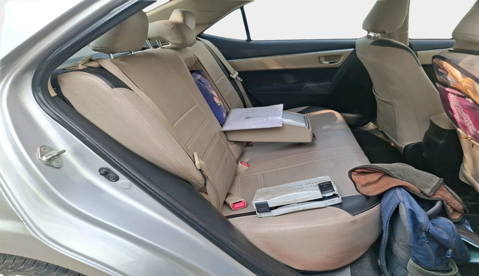 2015 Toyota Corolla Altis G CVT PETROL, Petrol, Automatic, 96,159 km, interior