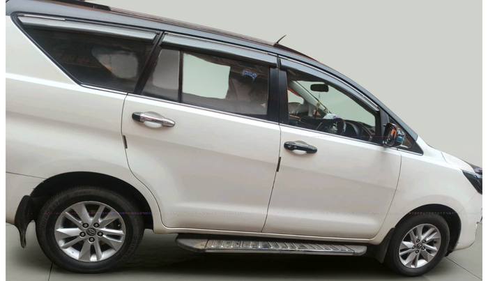 2018 Toyota Innova Crysta 2.4 VX 7 STR, Diesel, Manual, 87,534 km, exterior