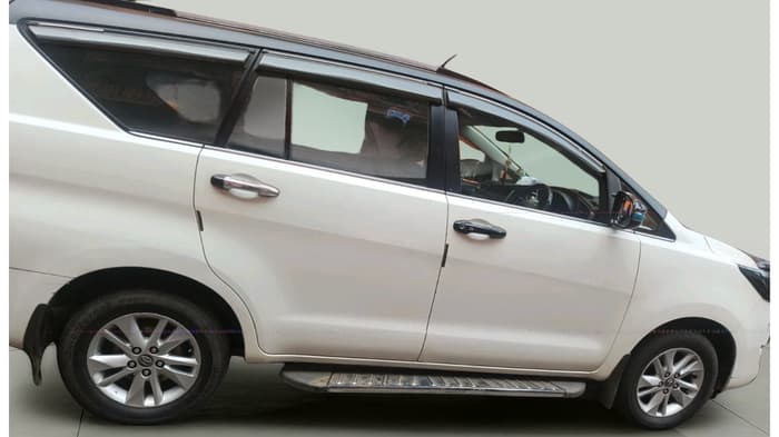 2018 Toyota Innova Crysta 2.4 VX 7 STR, Diesel, Manual, 87,534 km, exterior