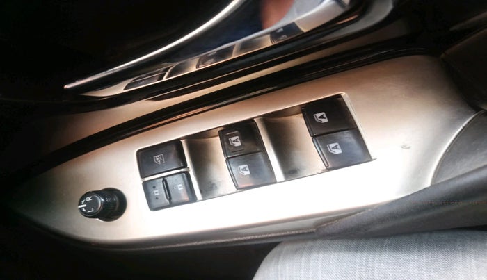 2018 Toyota Innova Crysta 2.4 VX 7 STR, Diesel, Manual, 87,534 km, interior