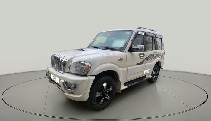 2010 Mahindra Scorpio SLE, Diesel, Manual, 1,38,468 km, exterior