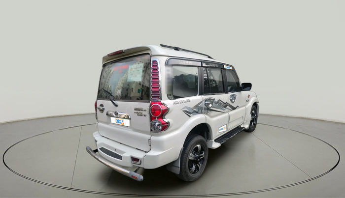 2010 Mahindra Scorpio SLE, Diesel, Manual, 1,38,468 km, exterior