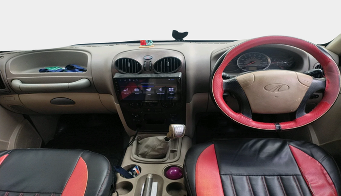 2010 Mahindra Scorpio SLE, Diesel, Manual, 1,38,468 km, interior
