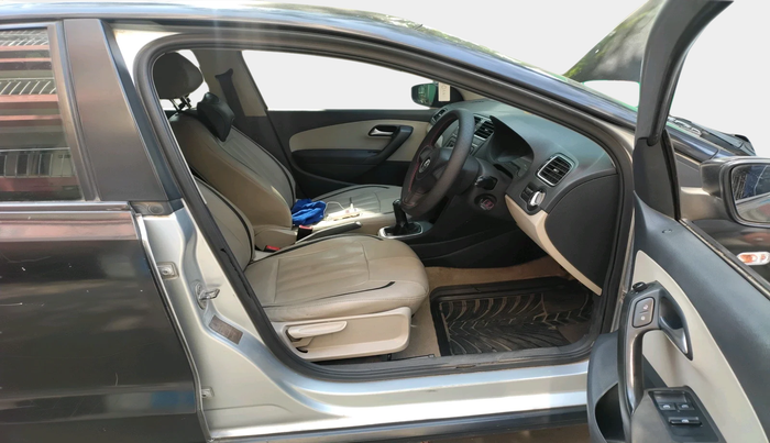 2012 Volkswagen Polo COMFORTLINE 1.2L PETROL, Petrol, Manual, 66,497 km, interior