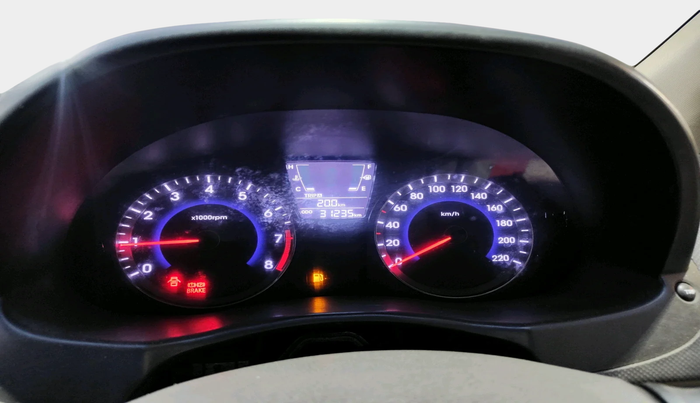 2015 Hyundai Verna FLUIDIC 4S 1.6 VTVT S, Petrol, Manual, 31,235 km, interior