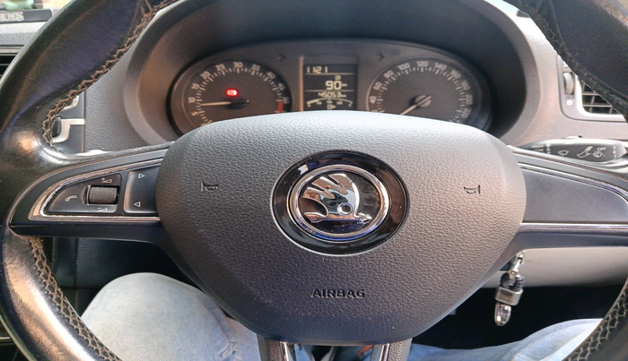 2016 Skoda Rapid 1.5 TDI CR STYLE PLUS, Diesel, Manual, 45,053 km, interior